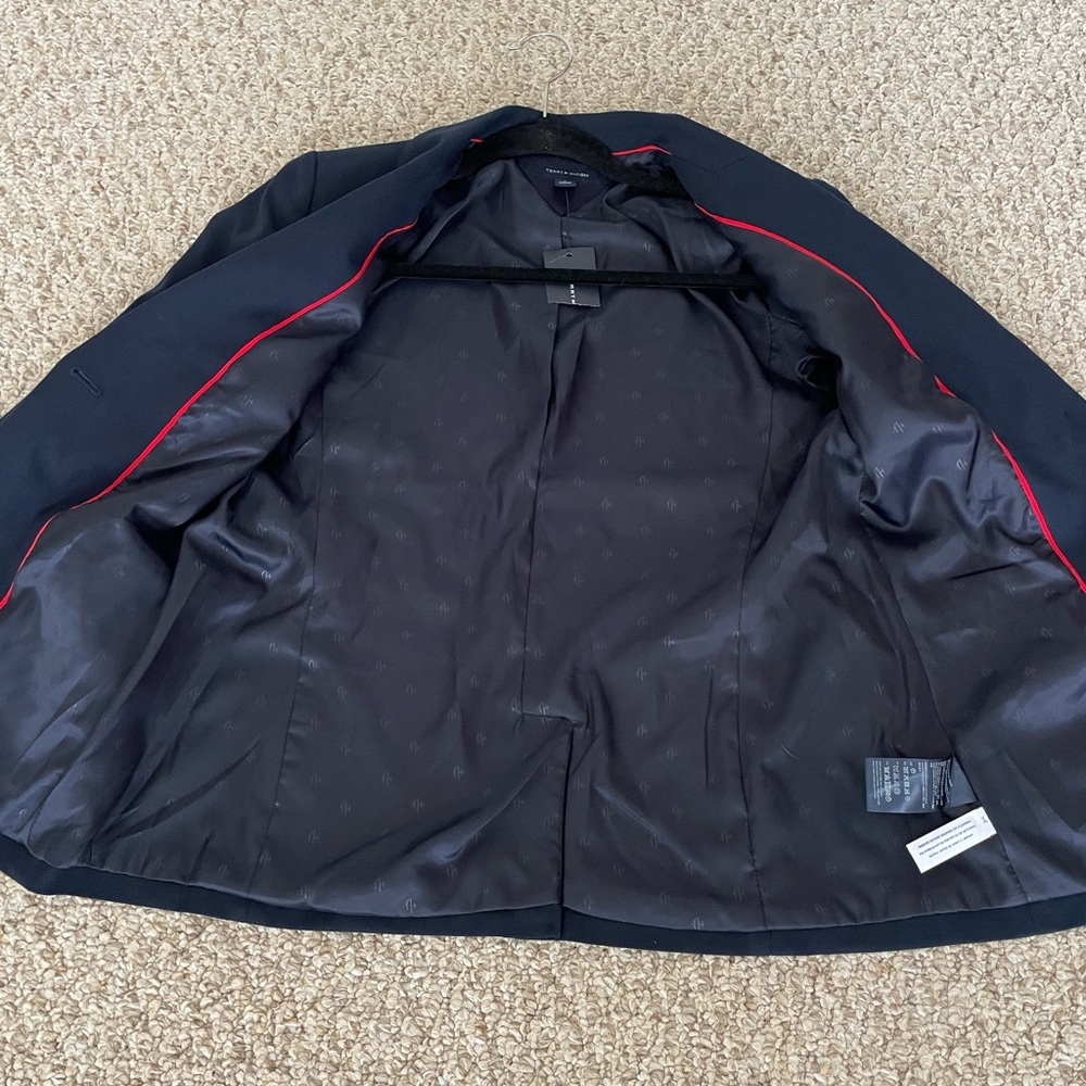 RARE Tommy Hilfiger Limited Edition Navy Blazer | Gold Buttons & Red Collar - Picture 8 of 16